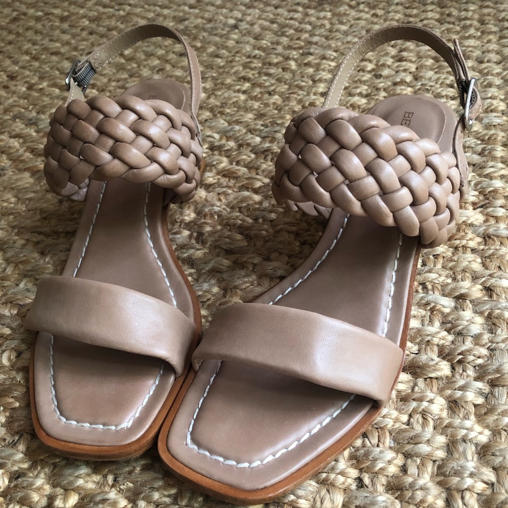 Bernardo Beaufort Leather Heel. Size 8.5